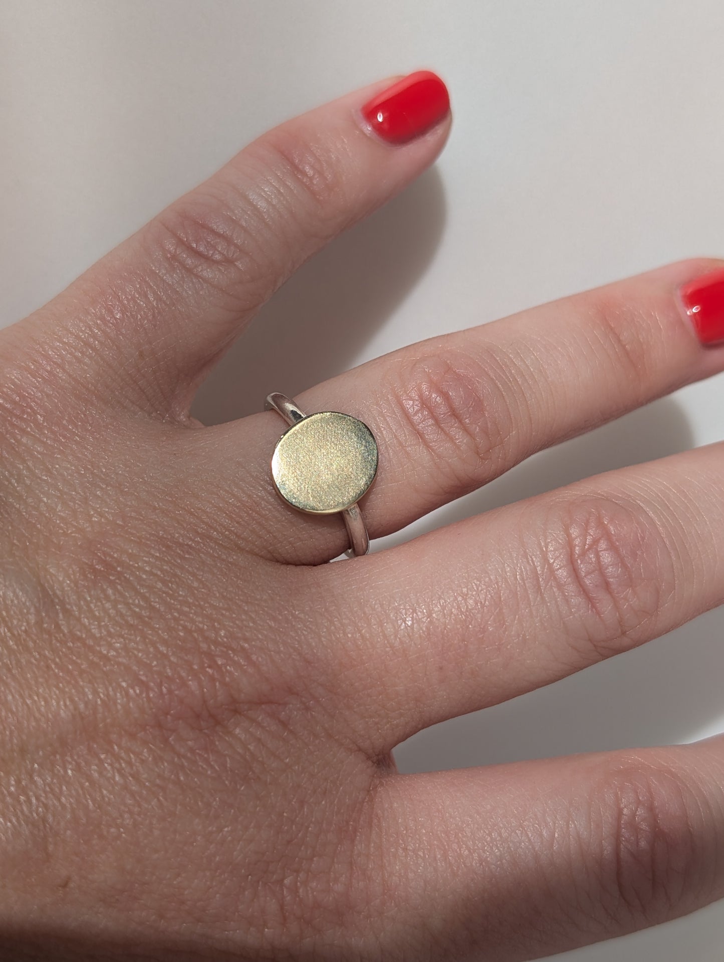 Gold pebble ring