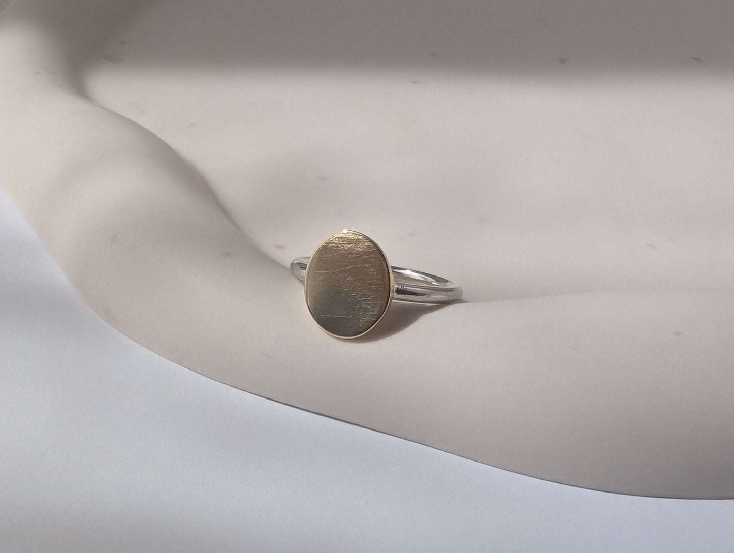 Gold pebble ring