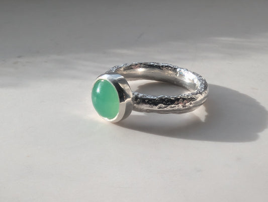 Chrysoprase ring